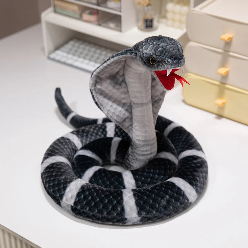 Lifelike Coiled Cobra Snake Plush Toy - Image 7