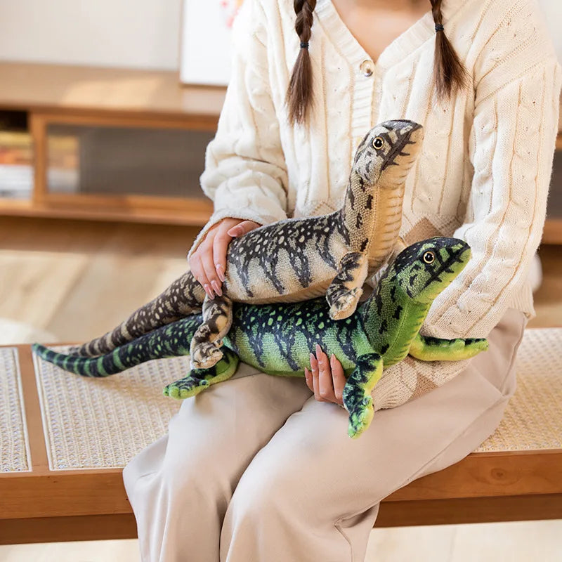 Lifelike Green Speckled Lizard Plush Toy - Image 3